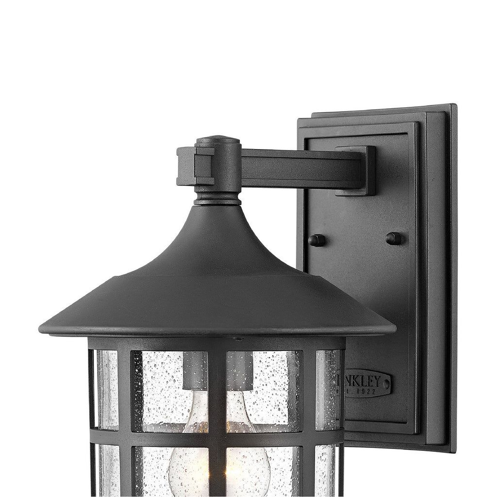 1864OZ Freeport Coastal Elements 1 Light Traditional Outdoor Wall Mount | Alternate Image