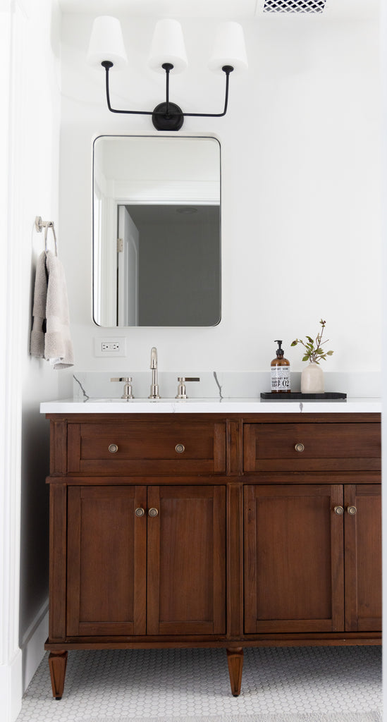 2443-OP-BF Sylvan 23.25'' Bathroom Vanity | Lifestyle Image
