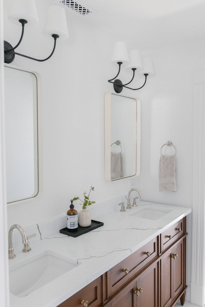 2443-OP-BF Sylvan 23.25'' Bathroom Vanity | Lifestyle Image