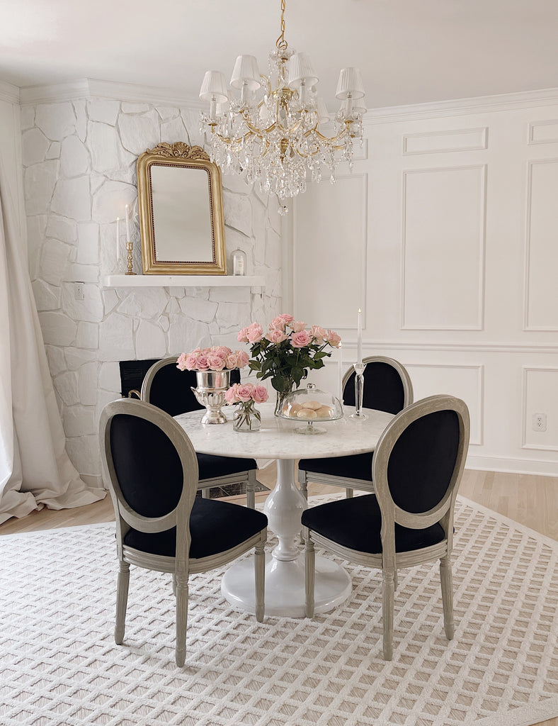 4408-GD-CL-MWP Maria Theresa 26'' Chandelier | Lifestyle Image
