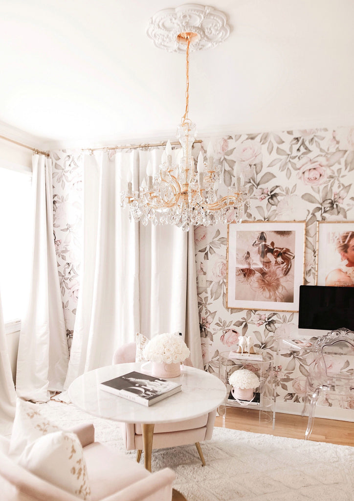 Crystorama Maria Theresa 29'' Chandelier in Gold - Lifestyle View
