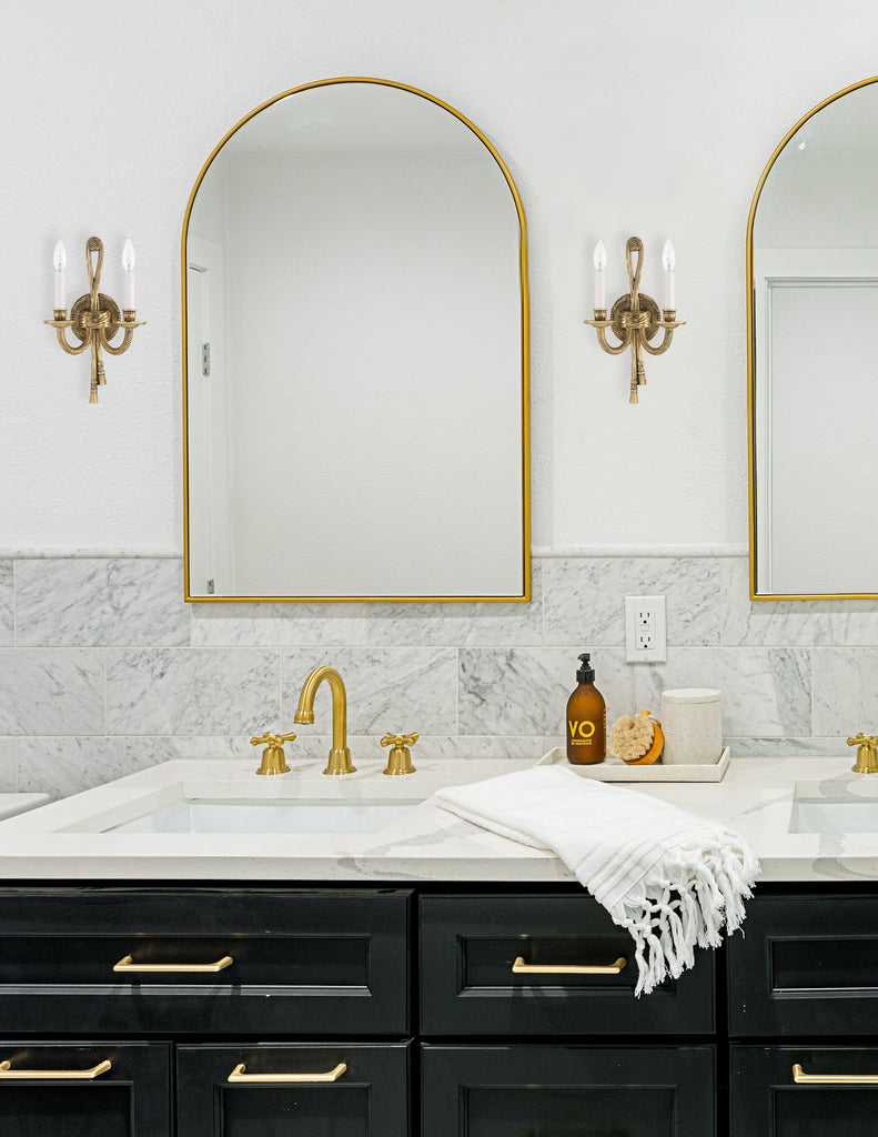 650-OB Lexsi 8'' Sconce | Lifestyle Image