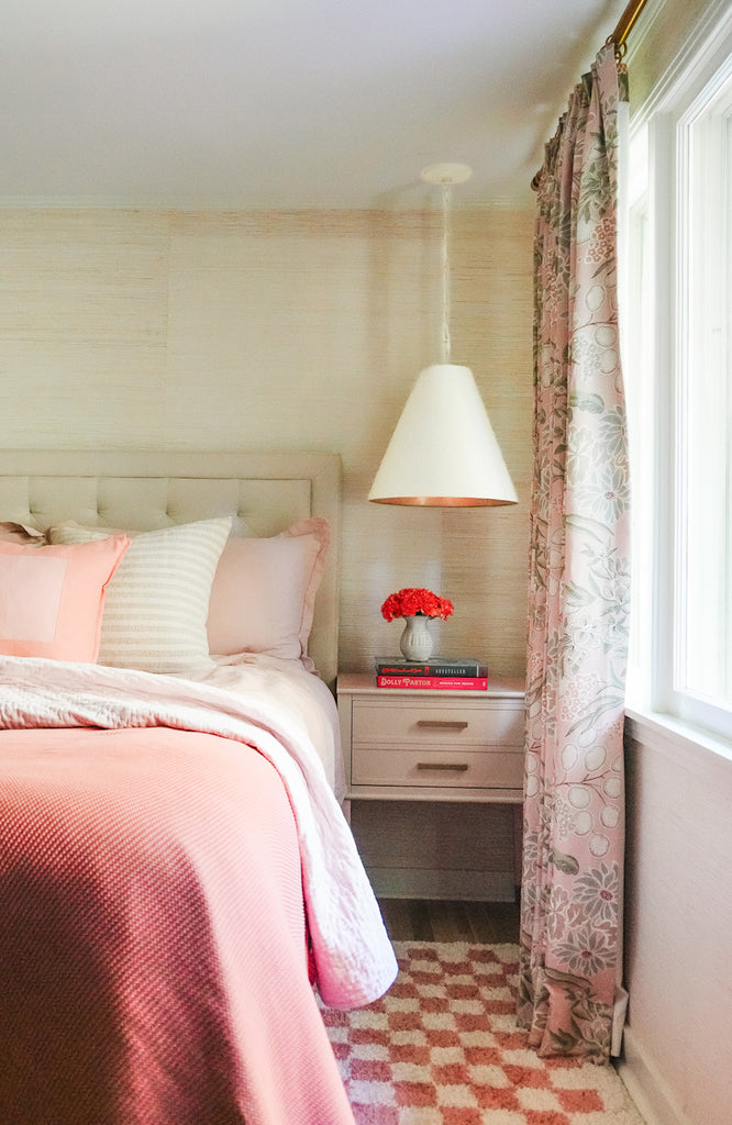 8687-MT-GA Alston 18'' Pendant | Lifestyle Image