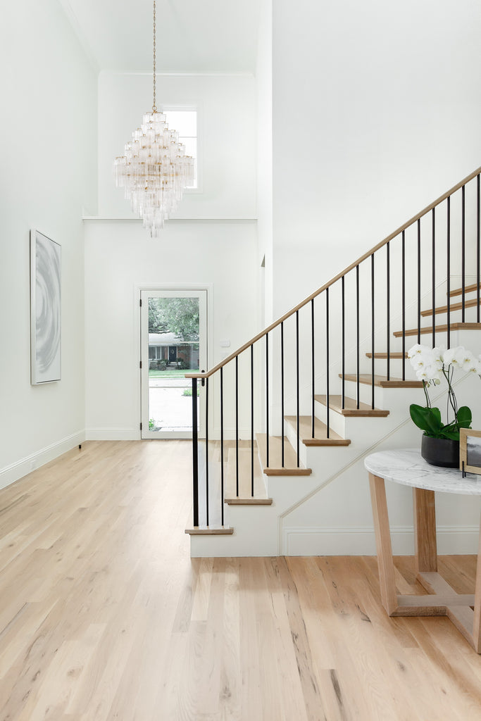 ADD-319-AG-CL Addis 31.5'' Chandelier | Lifestyle Image