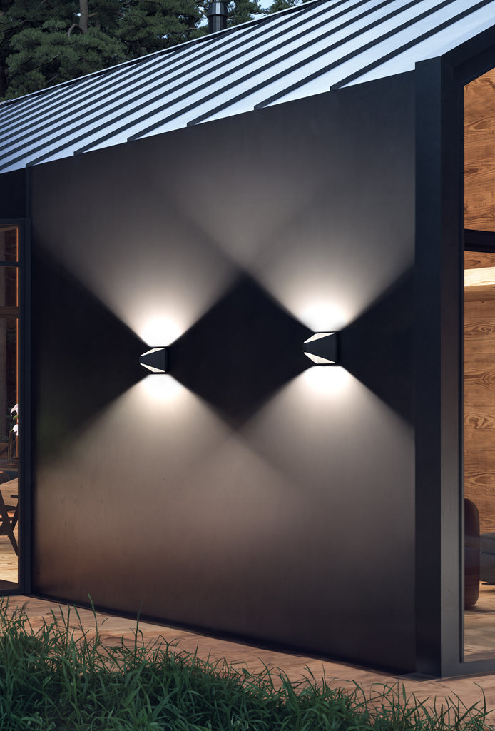 EW33806-BK-UNV-010 Ellis 1 Light Outdoor Wall Mount | Lifestyle Image