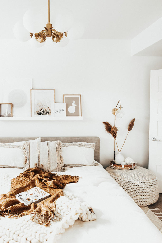 H193806-AGB Paige 6 Light Chandelier | Lifestyle Image
