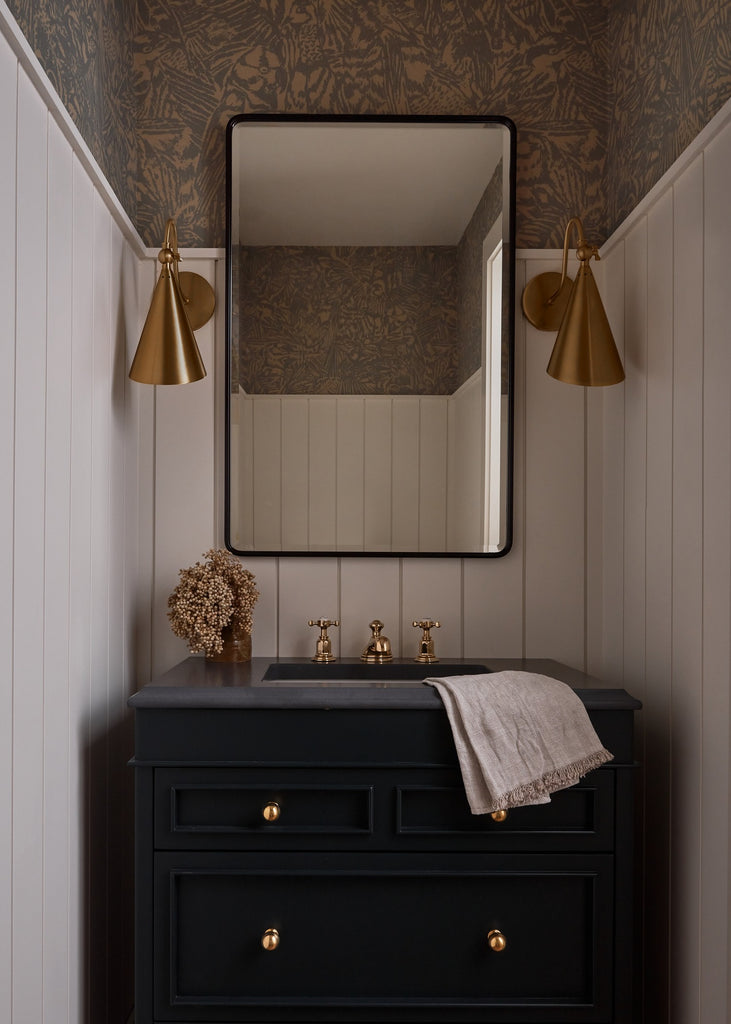H285101-AGB Lupe 1 Light Sconce | Lifestyle Image