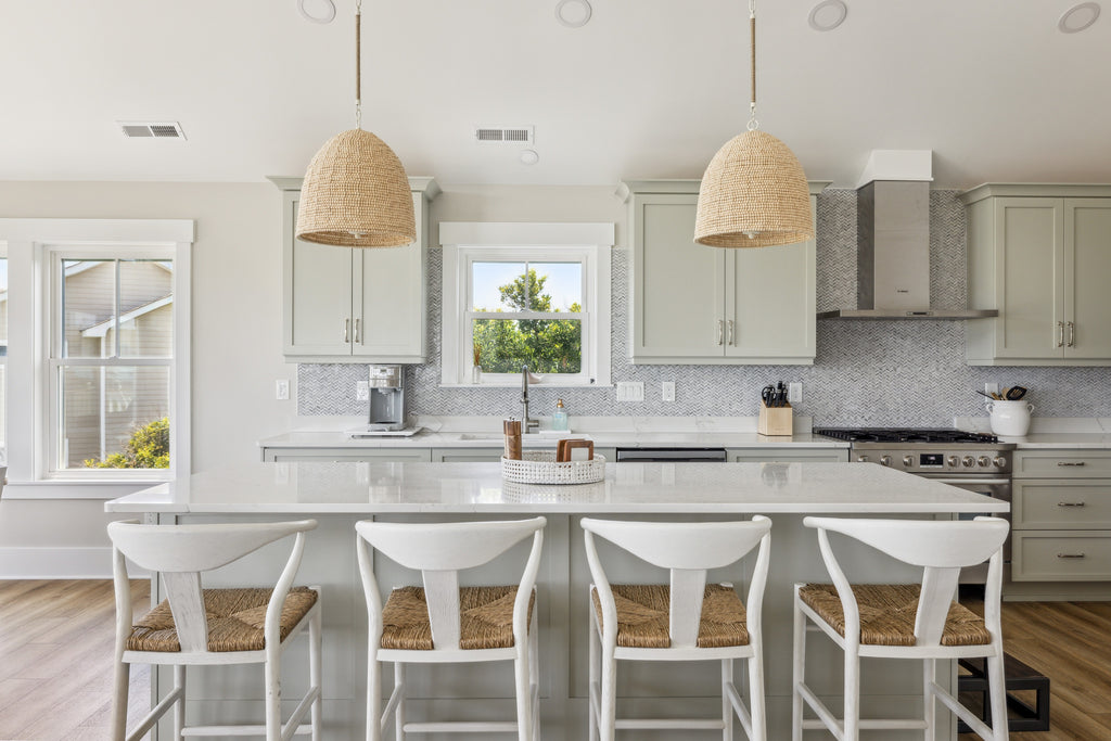 JSP-10533-MT Jasper 16'' Pendant | Lifestyle Image