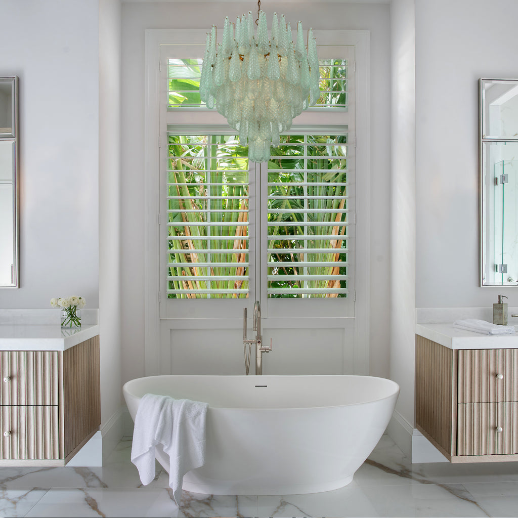 OLL-6006-AG-GR Ollie 26.25'' Chandelier | Lifestyle Image