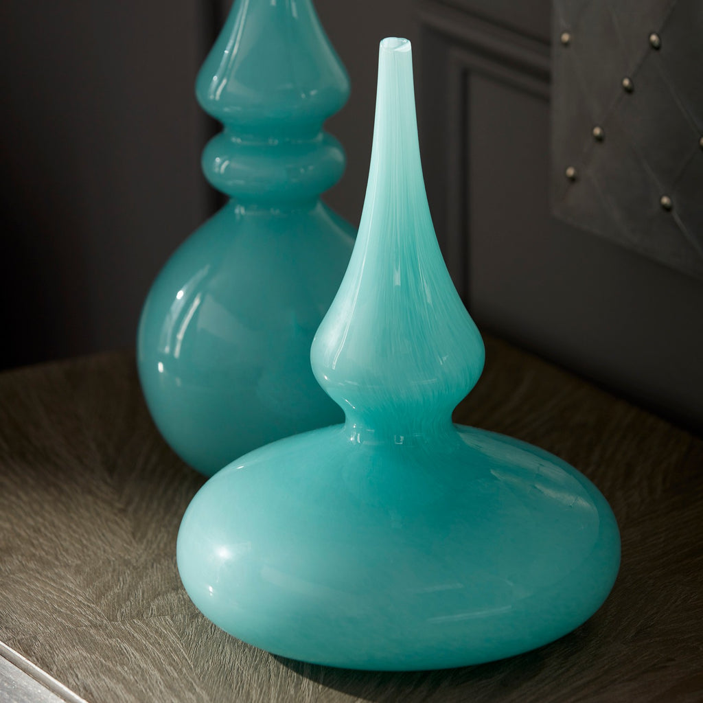 cy-02378 l Stupa Vase|Turquoise-SM | Lifestyle Image