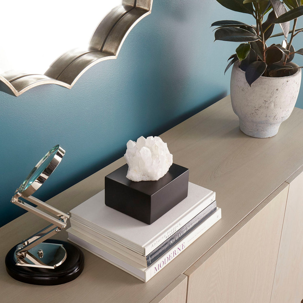 cy-02582 Quartz Table Accent-MD | Lifestyle Image