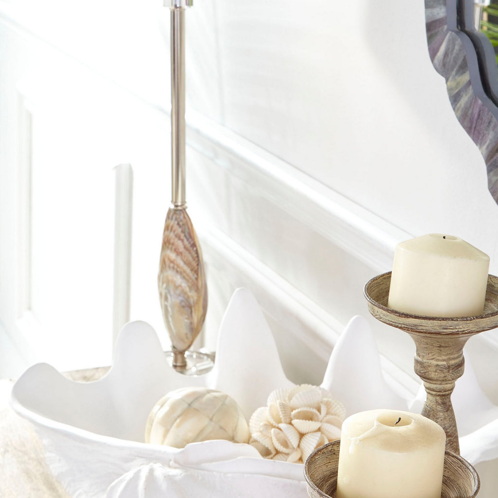 cy-02799 Clam Shell Bowl | White | Lifestyle Image