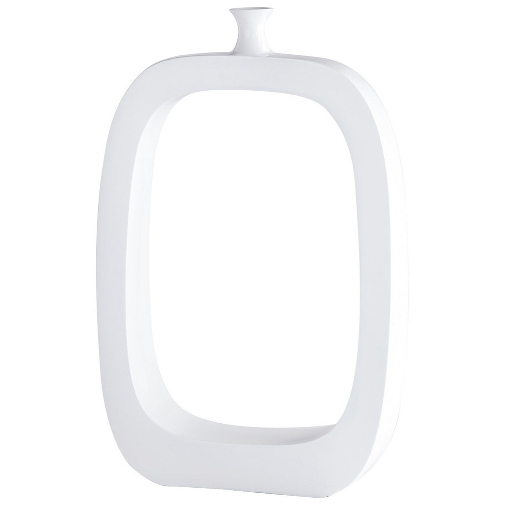 cy-05986 Beyond the Pale Vase -LG | Main Image