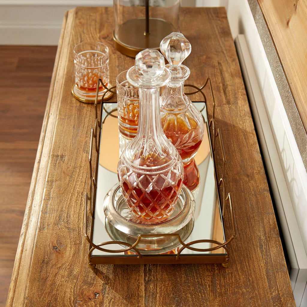 cy-06218 Nephrite Trays | Lifestyle Image