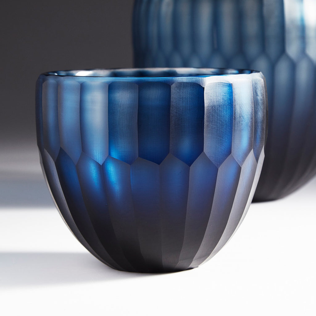 cy-08632 Tulip Bowl | Blue - Small | Alternate Image